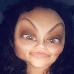 Meet your Posher, Priscilla